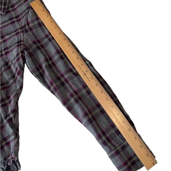 CAbi Highland Flannel Plaid Gray and Purple Button Up Frayed Hem Shirt Size S - Picture 9 of 13